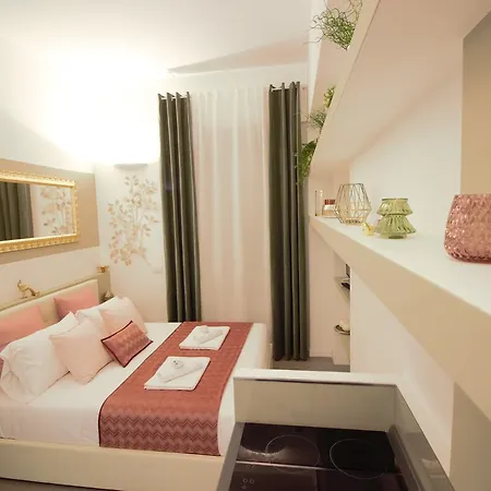 Little Morandi Tempapartment- Fashion District Apartment
